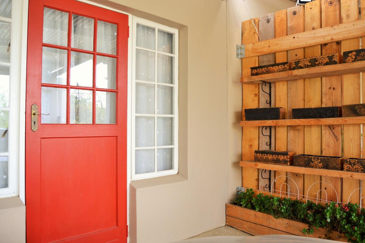 Versailles Self-Catering Wellington Exterior photo